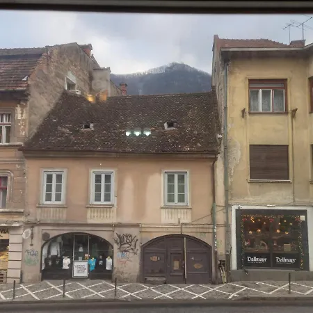 Nirvana Apartamento Braşov